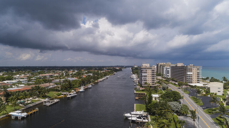 Storm approaching the Hillsboro Beach near Miami, Florida.