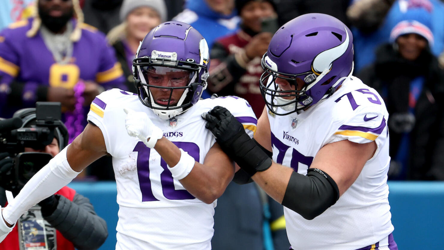 Minnesota Vikings v Buffalo Bills