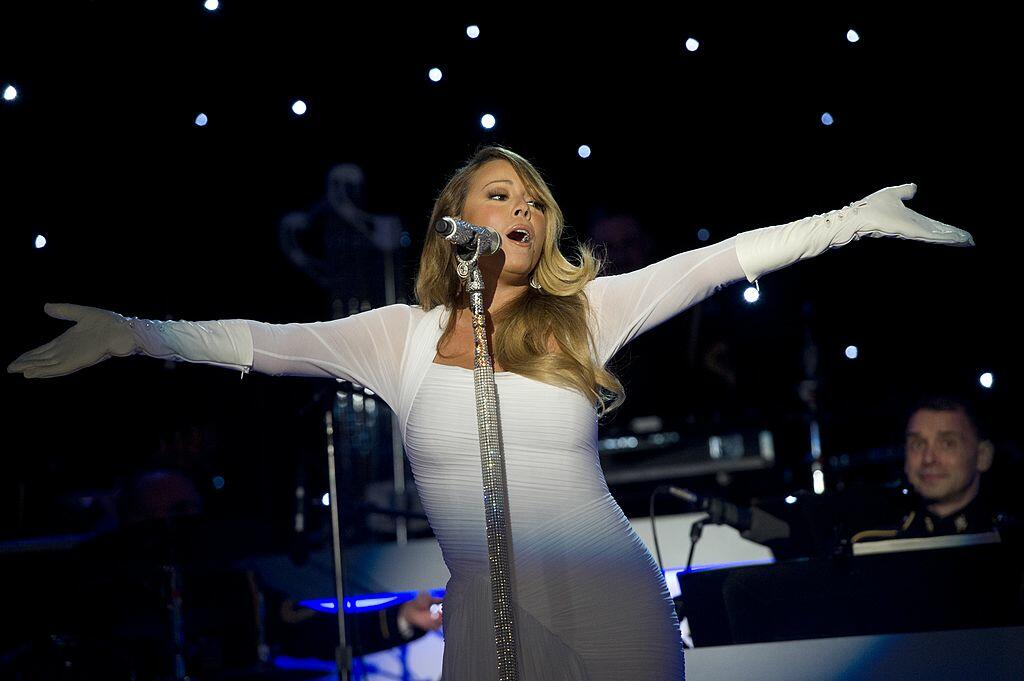 Mariah Carey's to Deliver 'Merry Christmas To All!' iHeart