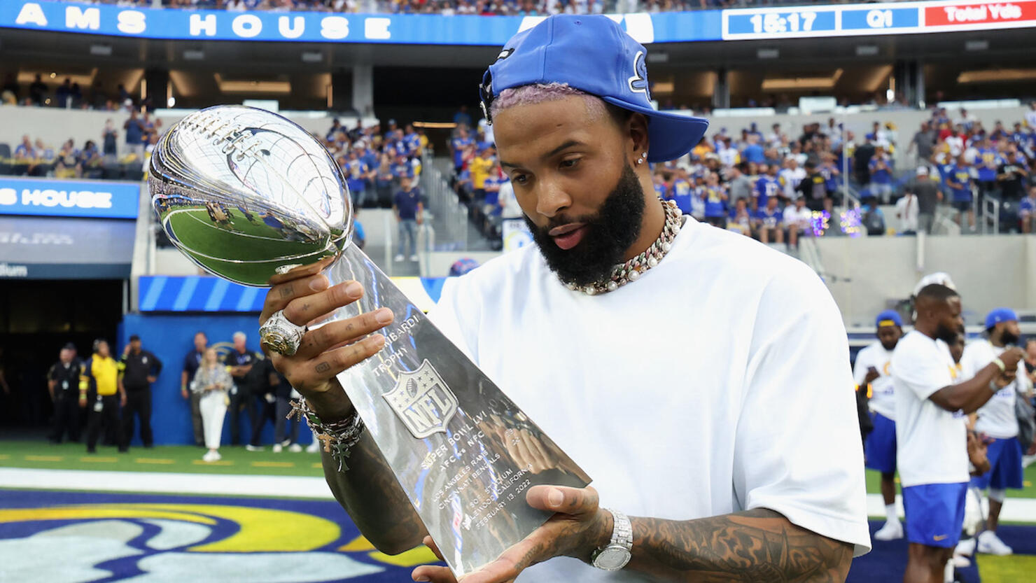 Buffalo Bills v Los Angeles Rams