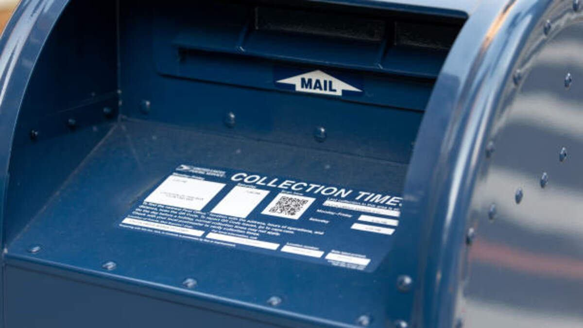 Wellesley Police Warn Of USPS Blue Box Thefts And Check Fraud WBZ