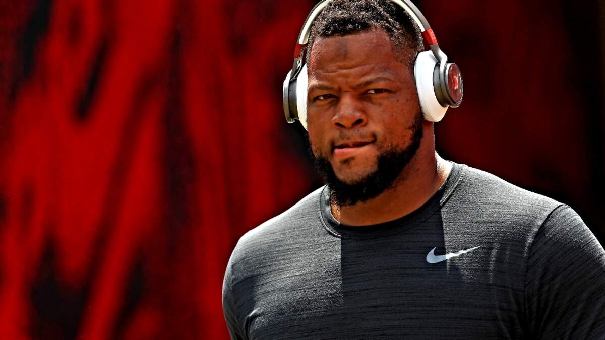 Eagles continue beefing up, reportedly sign DT Ndamukong Suh to one-year  contract