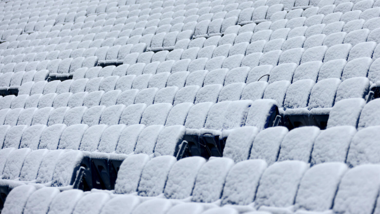 Electric atmosphere inside Ford Field for Bills-Browns game after snow  moves game from Buffalo 