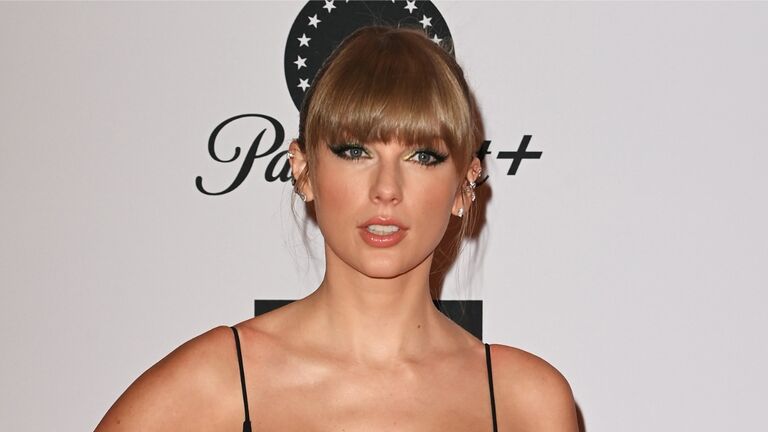 Taylor Swift: Ticketing mess 'pisses me off' — 'I'm extremely protective of  my fans