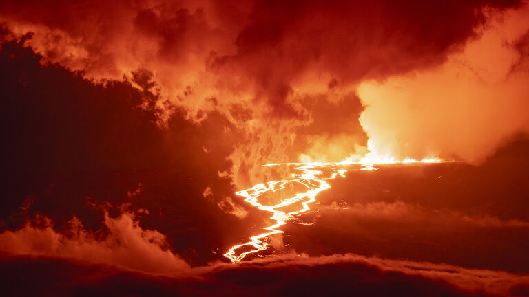 Hawaii's Mauna Loa Volcano Erupts For First Time Almost 40 Years