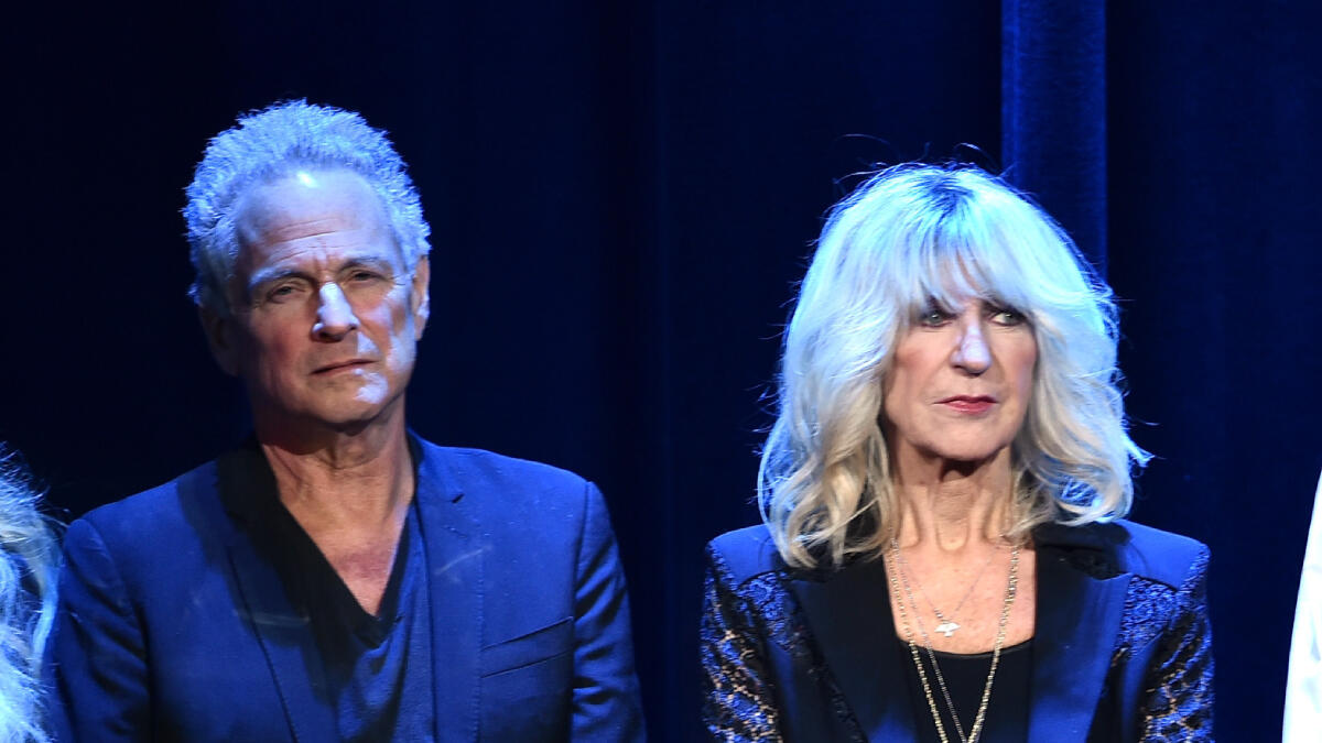 Lindsey Buckingham Mourns Sister Christine Mcvie In Emotional Tribute