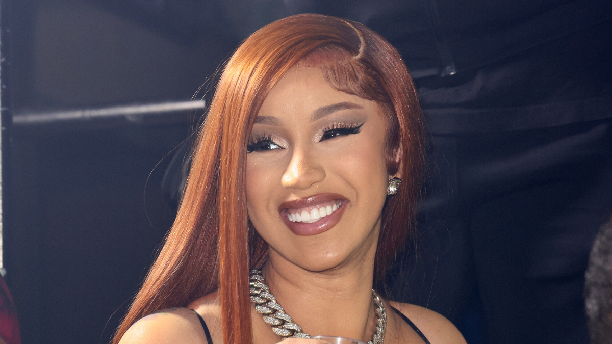 Cardi B Says She Earned $1 Million For Performing A 35-Minute Set | IHeart