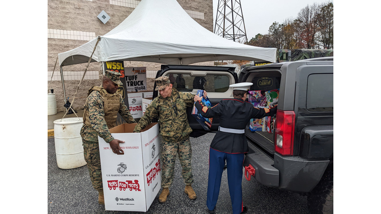 Ellis and Bradley's Stuff the Truck for Toys for Tots 2022