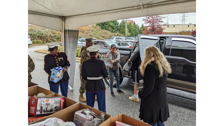 Ellis and Bradley's Stuff the Truck for Toys for Tots 2022