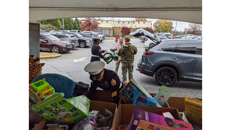 Ellis and Bradley's Stuff the Truck for Toys for Tots 2022