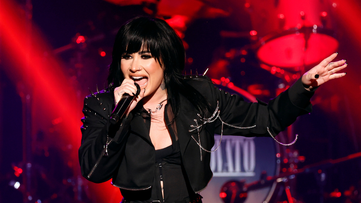 Demi Lovato highlights her curves at Jingle Ball in Minnesota