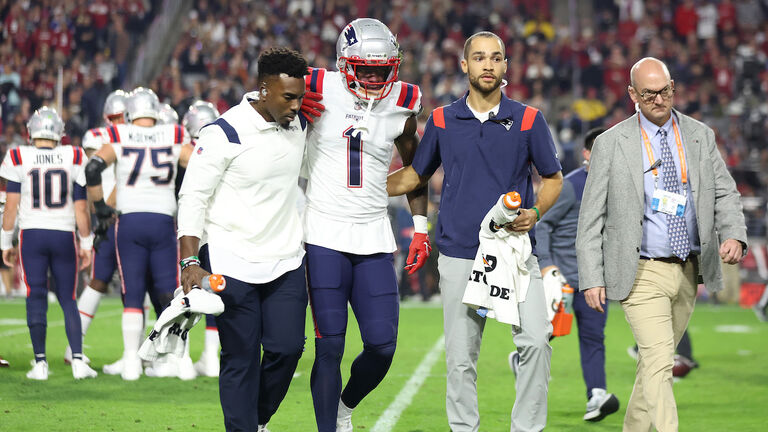 New England Patriots v Arizona Cardinals