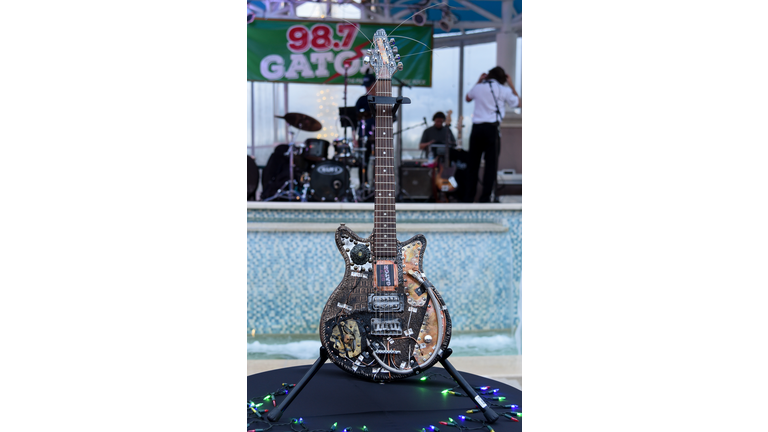 2022 12 Guitars of Christmas