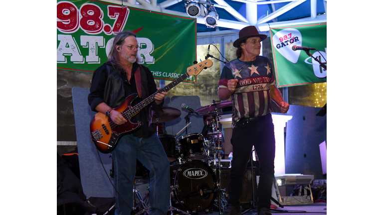 2022 12 Guitars of Christmas