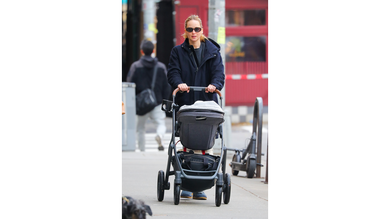Celebrity Sightings In New York - November 29, 2022