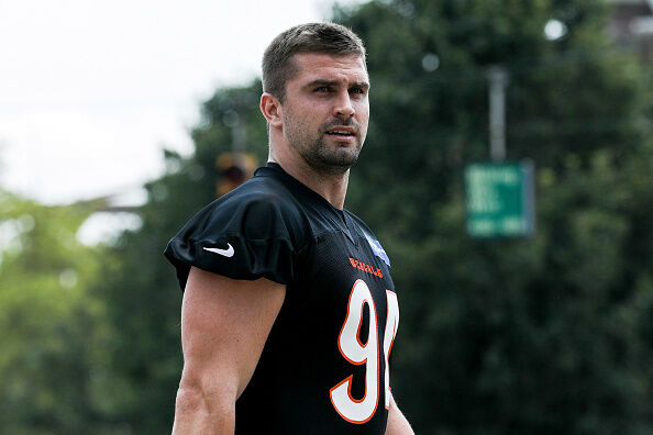 Cincinnati Bengals' Sam Hubbard Earns Second Nomination for NFL Man of the  Year Award, Sports & Recreation, Cincinnati