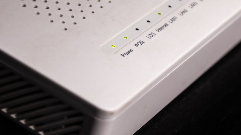 Wireless internet router