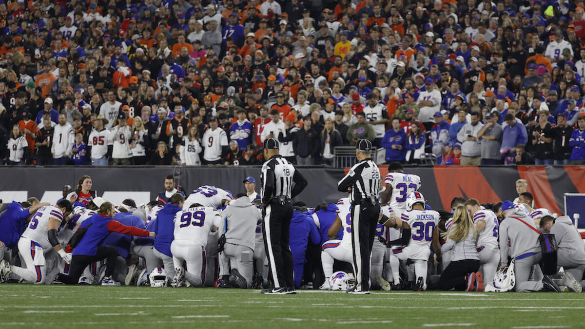 The #Bills #Bengals game will not be resumed this week. No further