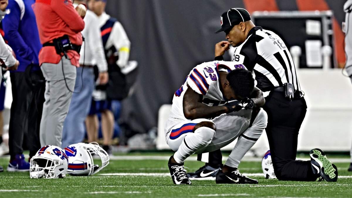 Damar Hamlin: Bills safety's vitals 'back to normal' after collapsing on  MNF