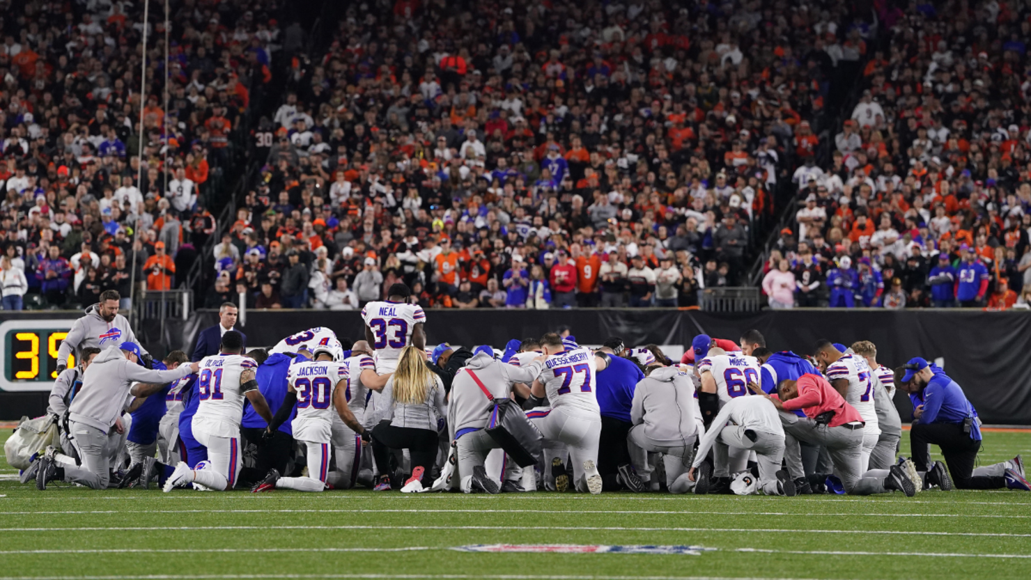 Dallas Cowboys Show Love To Bills' Damar Hamlin After Scary