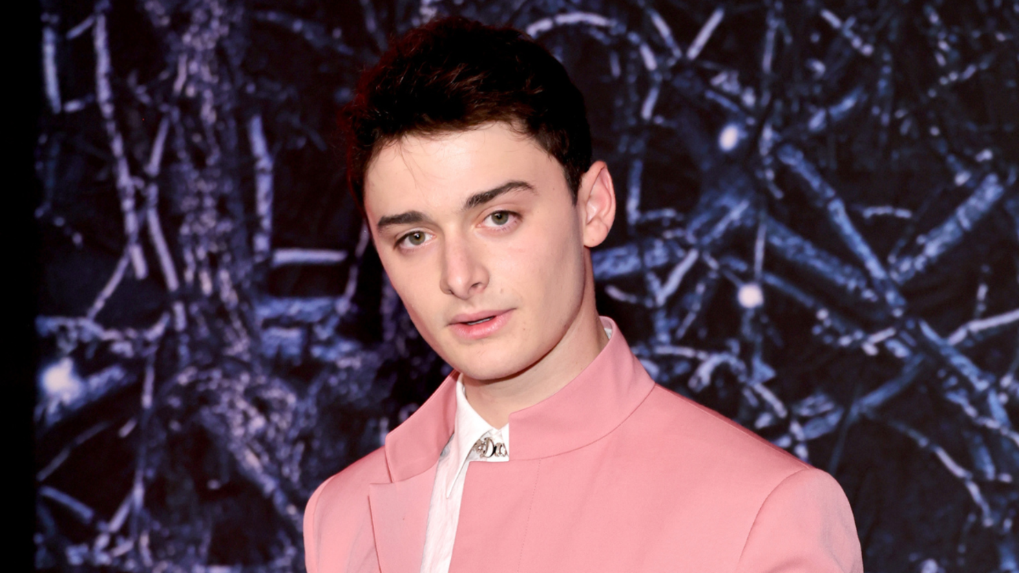Stranger Things' Star Noah Schnapp Comes Out as Gay