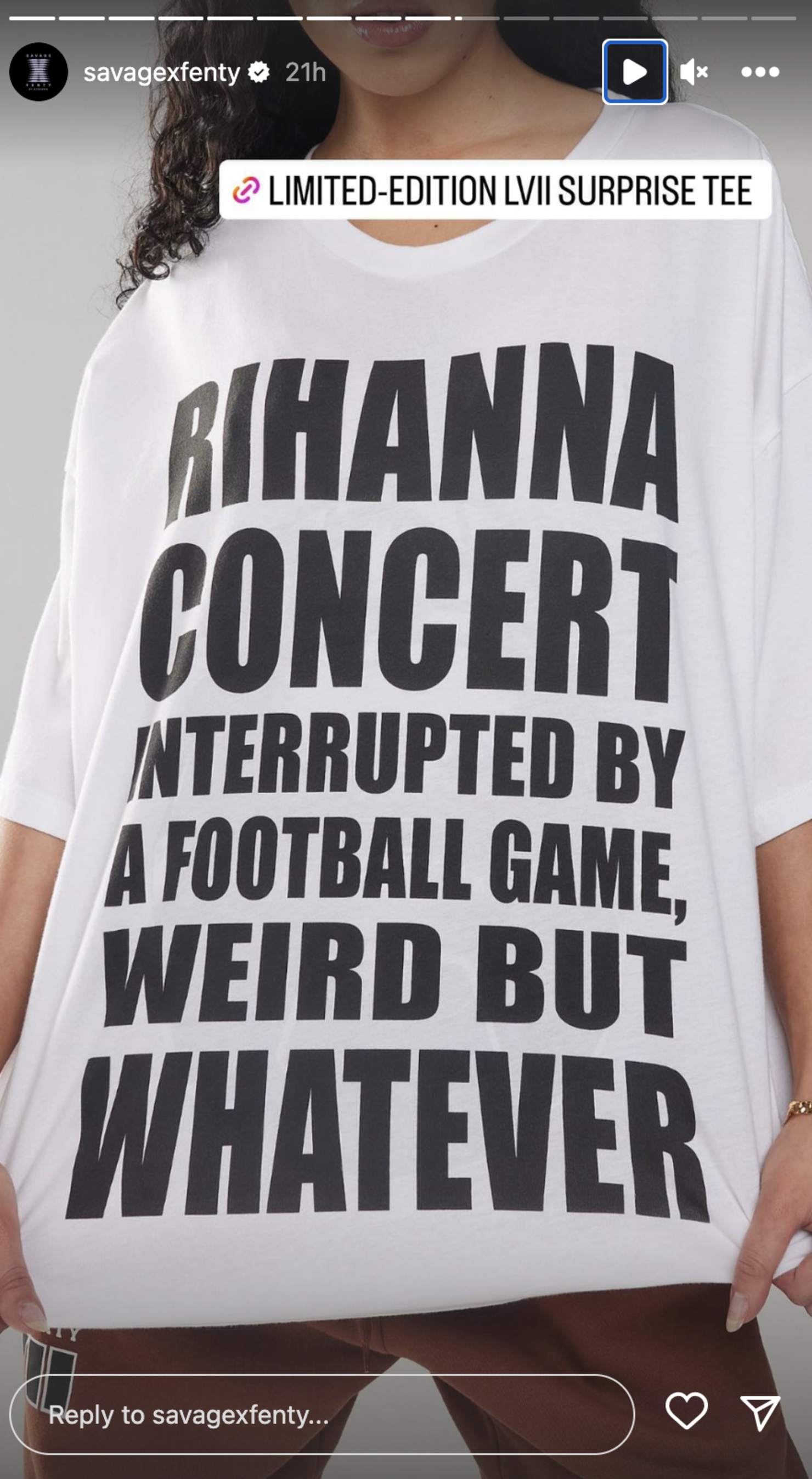 Rihanna Perform At The 2023 Super Bowl Vintage T-Shirt - Kaiteez