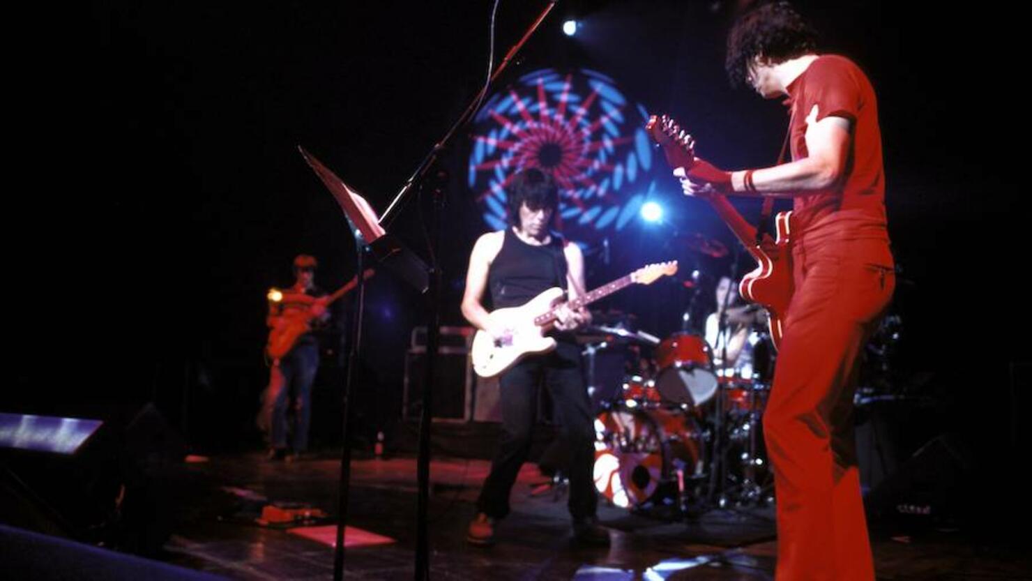 Photo of Meg WHITE and Jeff BECK and WHITE STRIPES and Jack WHITE