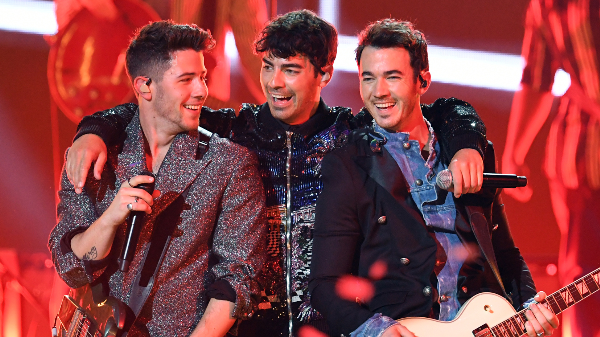 Nick Jonas Confirms Jonas Brothers Are Going On Tour: 'The Album Is ...