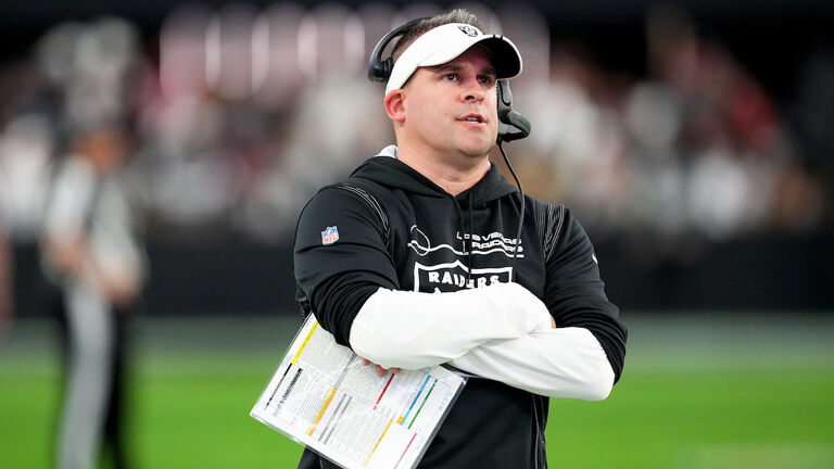 San Francisco 49ers v Las Vegas Raiders