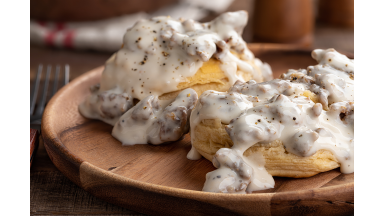 Biscuits and Creamy Sausage Gravy
