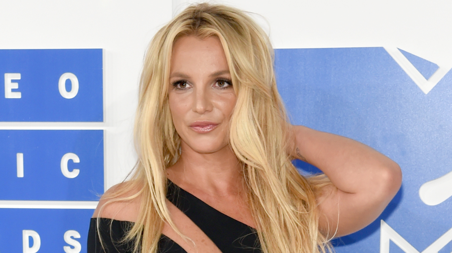 Britney Spears Reveals Why She Deactivated Her Instagram Account