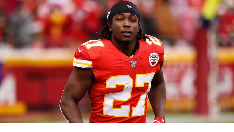 Kareem Hunt chiefs kansas city