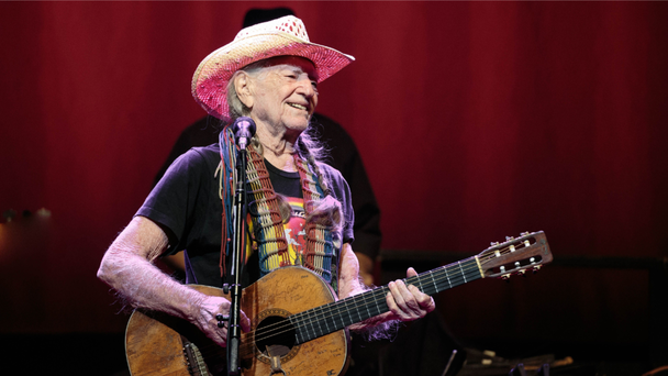 Willie Nelson, Sheryl Crow & Others Nominated For 2023 Rock Hall Induction