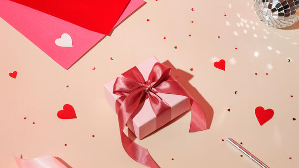 Make That Special Someone Swoon With These Valentine's Day Gift Ideas