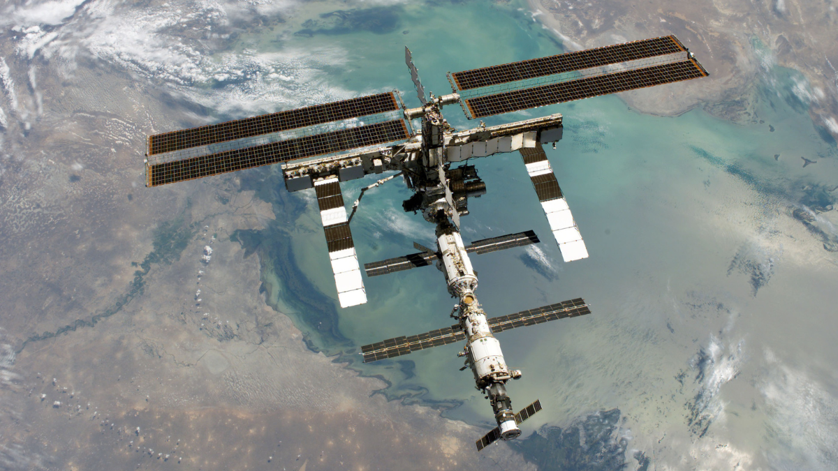 ISS Makes A Spectacular Pass Over Texas Skies: WATCH | iHeart