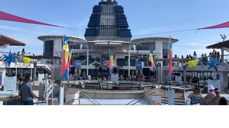 WiLD 95.5 Groove Cruise Miami 22 Dom