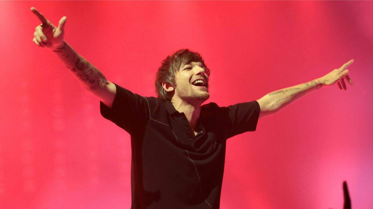 Louis Tomlinson's Cincinnati Show Gets Steamy [Photos], Cincinnati