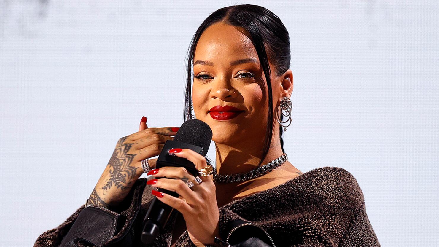 Super Bowl 2023 Halftime Show Details: Rihanna, More - Parade