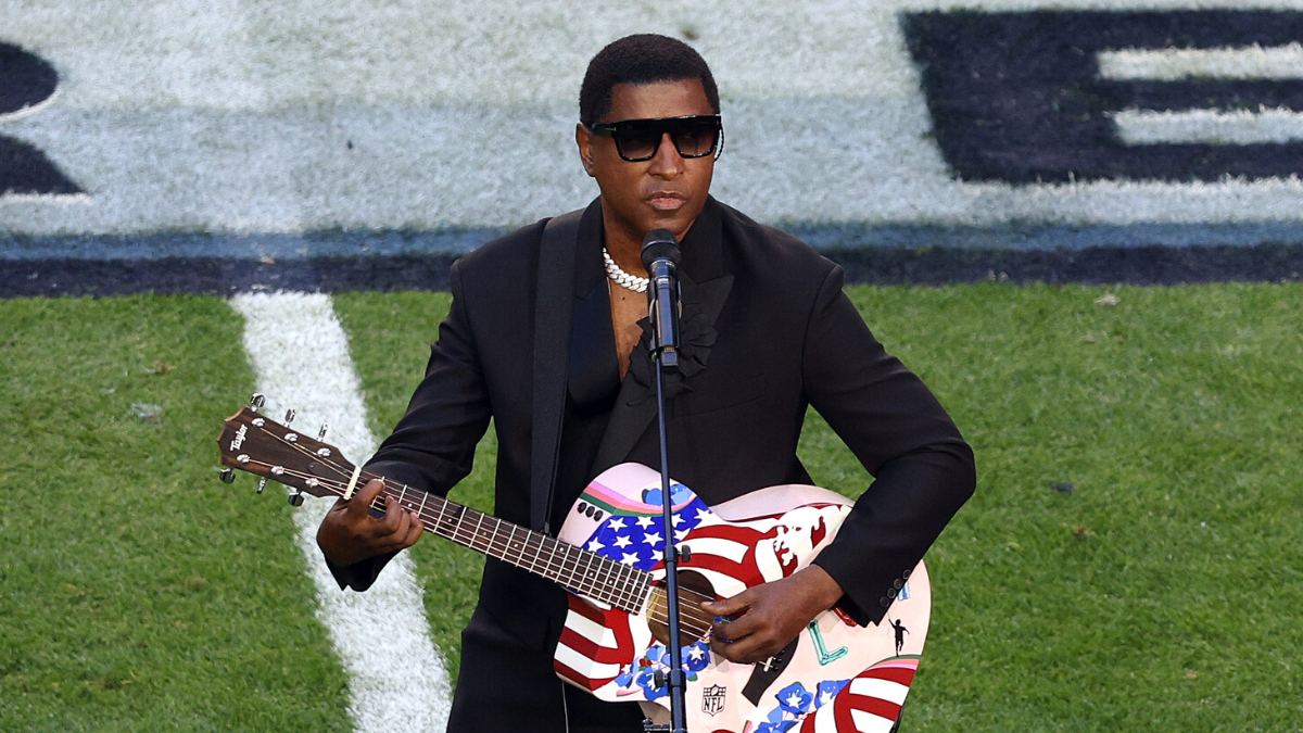 Babyface Plays 'America The Beautiful' Off Rare Custom-Made Guitar | iHeart