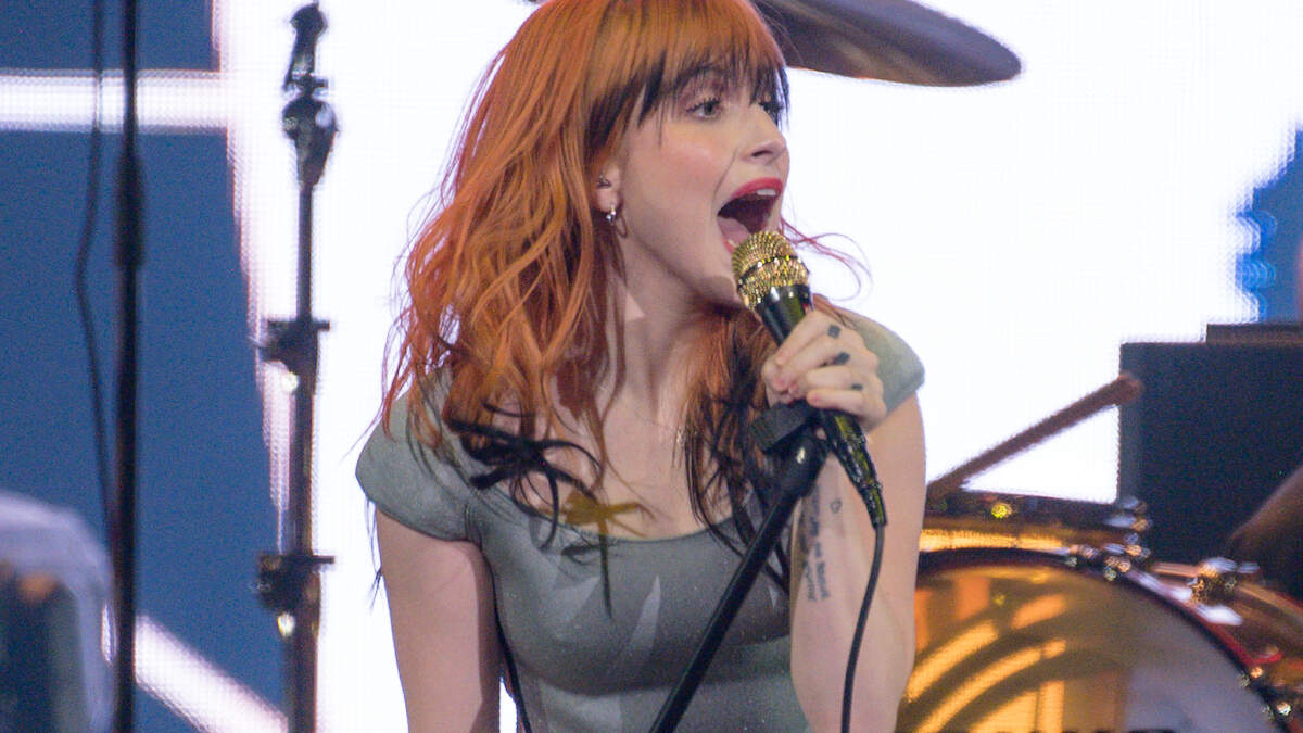 Hayley Williams of Paramore Talks New Track With Beck Bassist