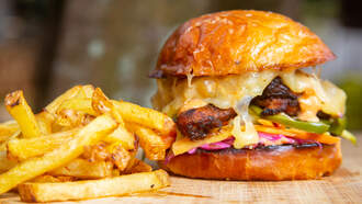 This Is The Best 'Hole-In-The-Wall' Burger Joint In Ohio 