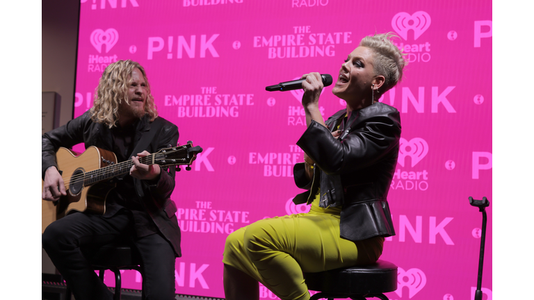 P!nk Visits The Empire State Building