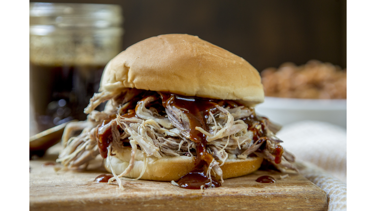 Pulled Pork Sandwich with Barbeque Sauce