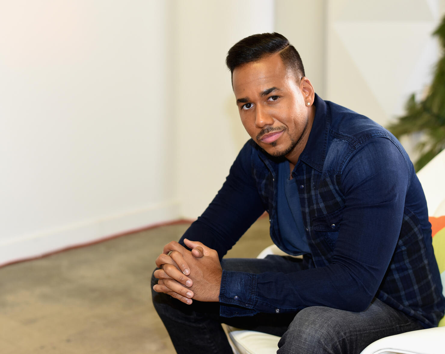 Behind The Scenes Romeo Santos on set of Dr Pepper Photo Shoot