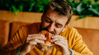This Is The Best 'Hole-In-The-Wall' Burger Joint In New Mexico