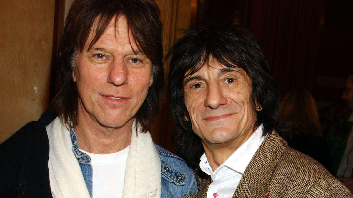 Ronnie Wood Addresses Rumor That Jeff Beck Almost Joined The Rolling ...