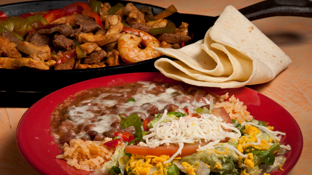 This Is The Best 'Hole-In-The-Wall' Mexican Restaurant In Texas | iHeart