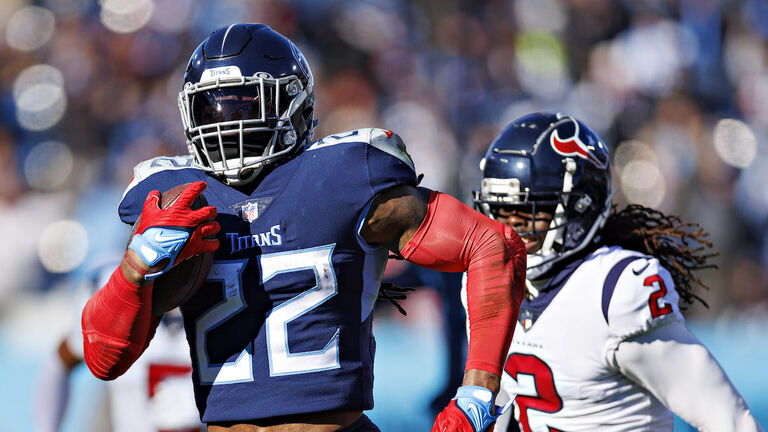 Houston Texans v Tennessee Titans