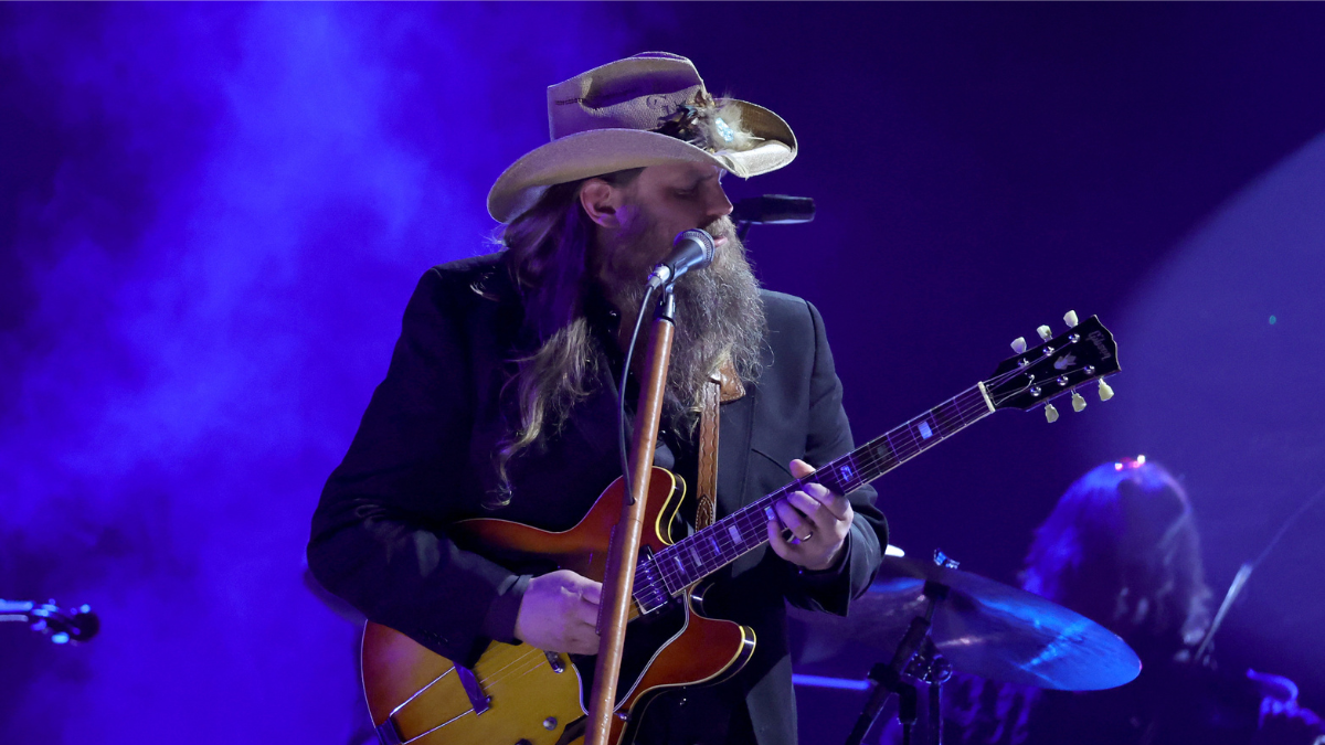 Chris Stapleton Extends 'AllAmerican Road Show' As Some Dates Sell Out