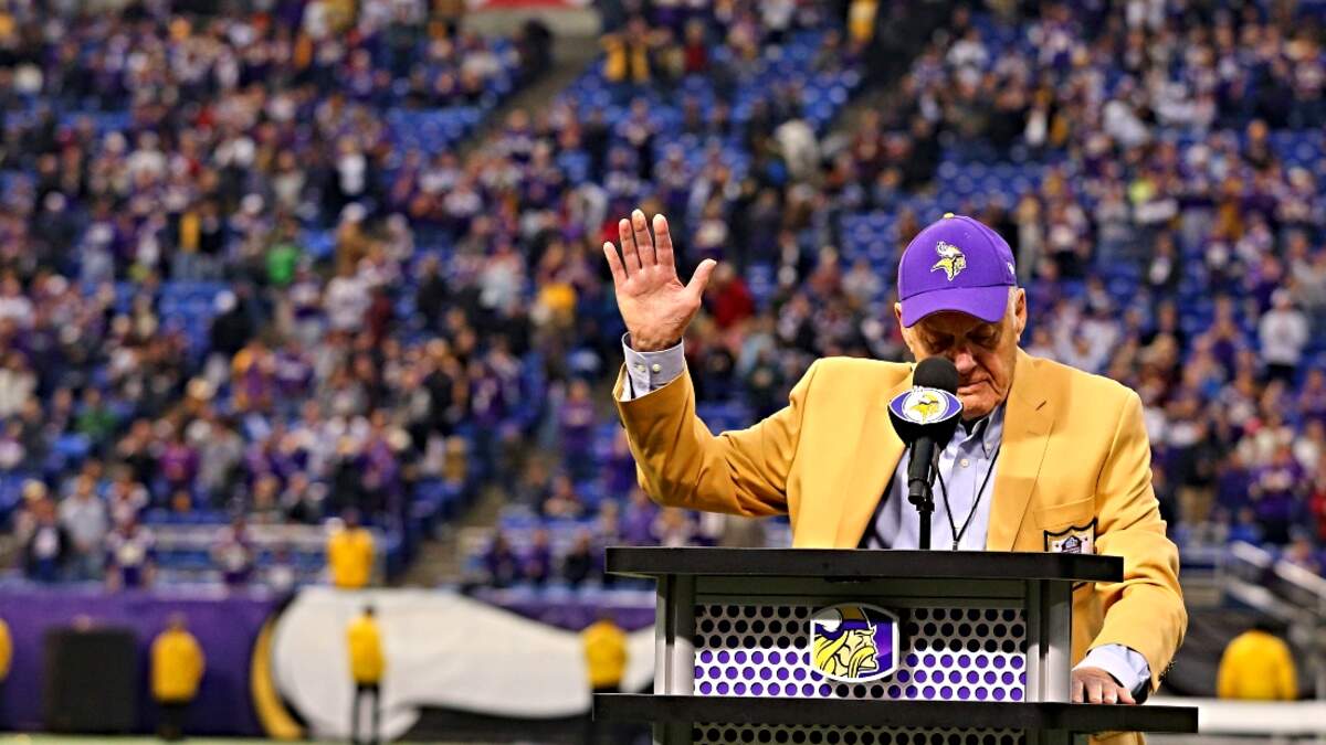 Bud Grant: Legendary Minnesota Vikings head coach dies at age 95